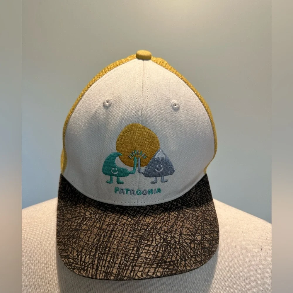 Patagonia Trucker Hat adjustable band strap